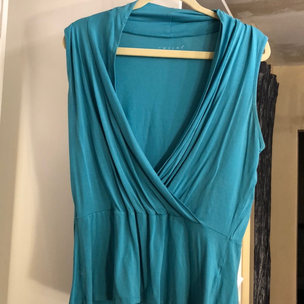 Sleeveless top